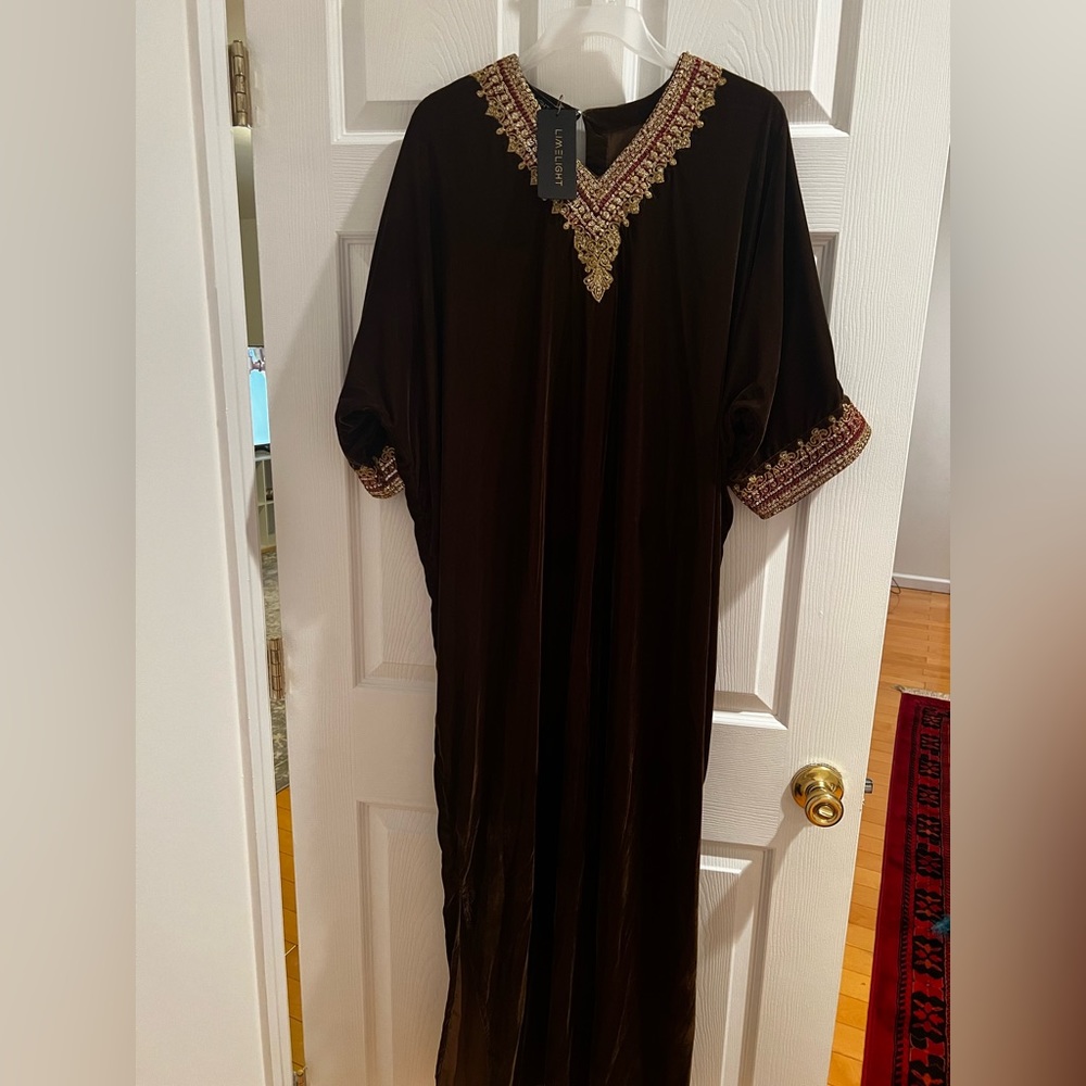 Limelight velvet kaftan embroidered shirt
